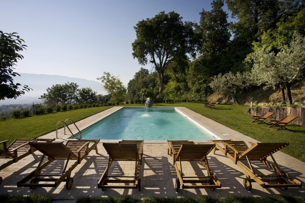 Agriturismo Il Girasole Montefalco Bagian luar foto